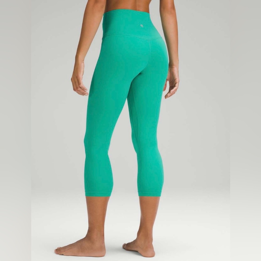 NWOT Lululemon Align High-Rise Lined Crop 23" Nulu size 10 Green Leggings Pants